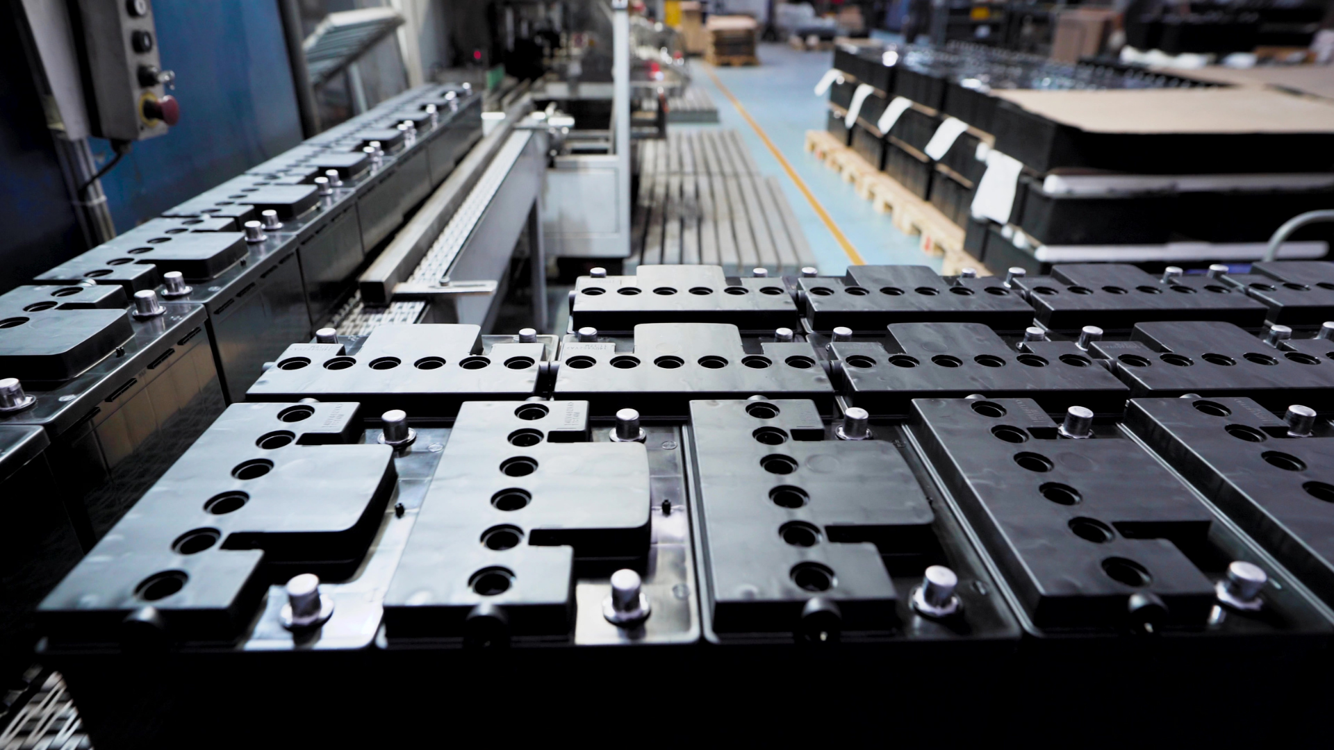 Betanított munkások, anyagmozgatók